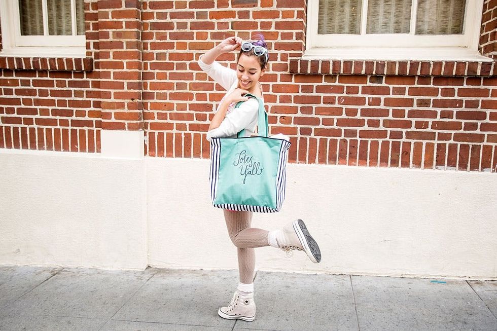 Kelly-Looking-Over-Shoulder