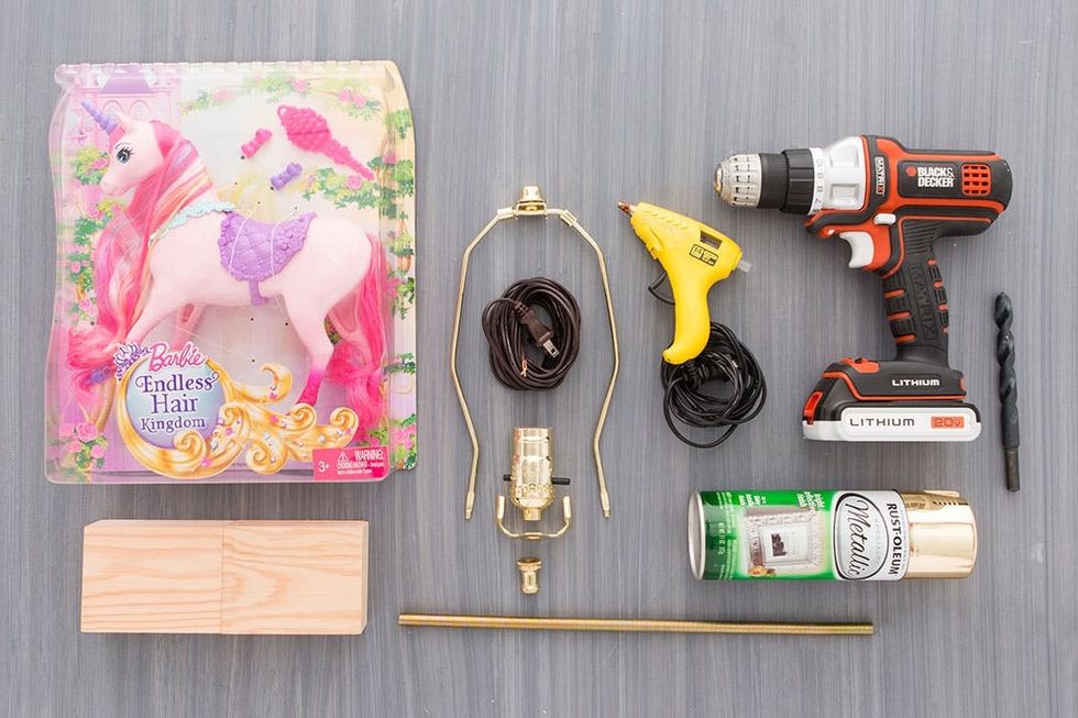 Kelly_Unicorn_Lamp_01