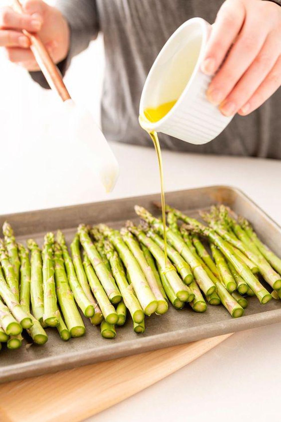Keto Cheesy Garlic Roasted Asparagus