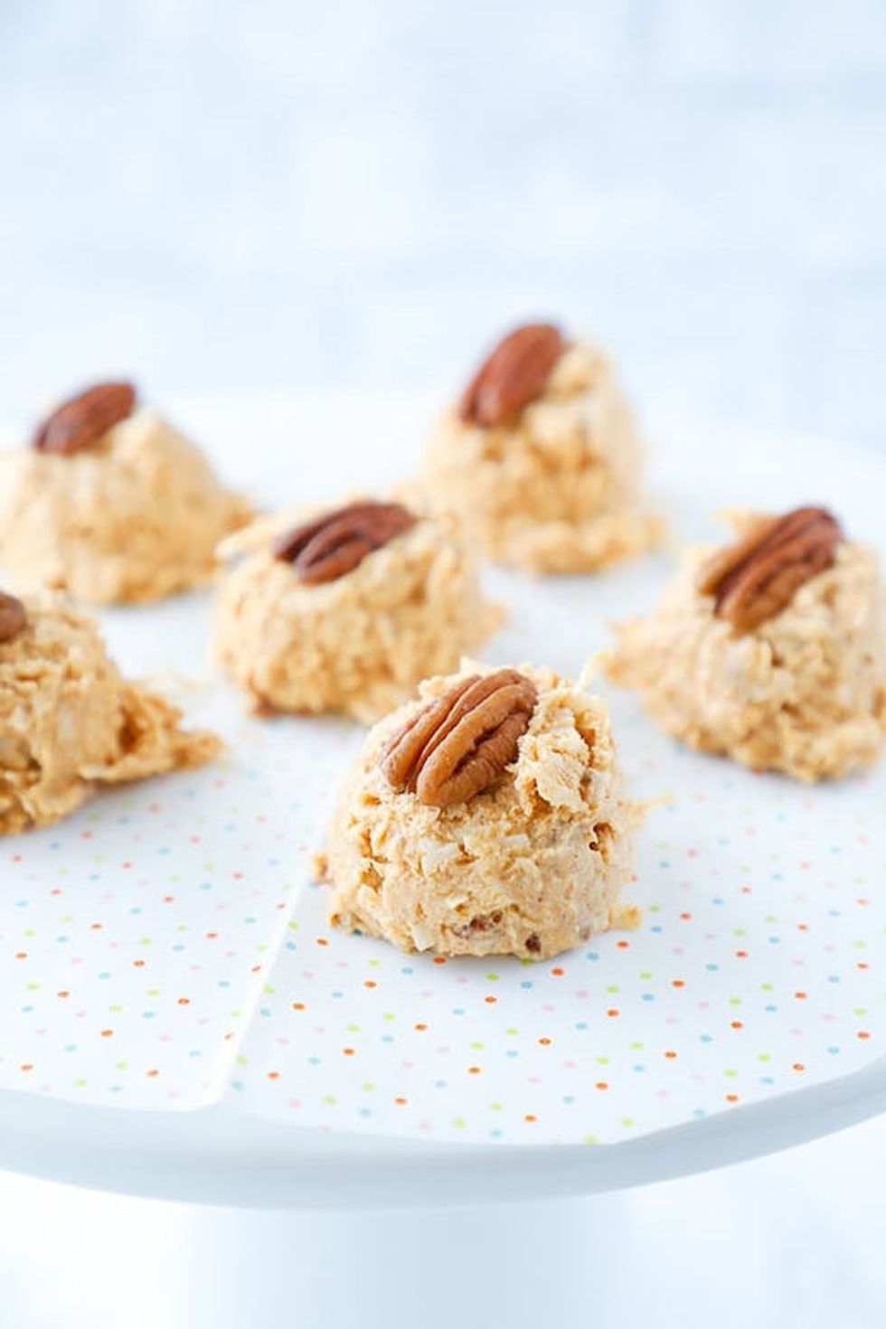 Keto Pumpkin Haystack Cookies