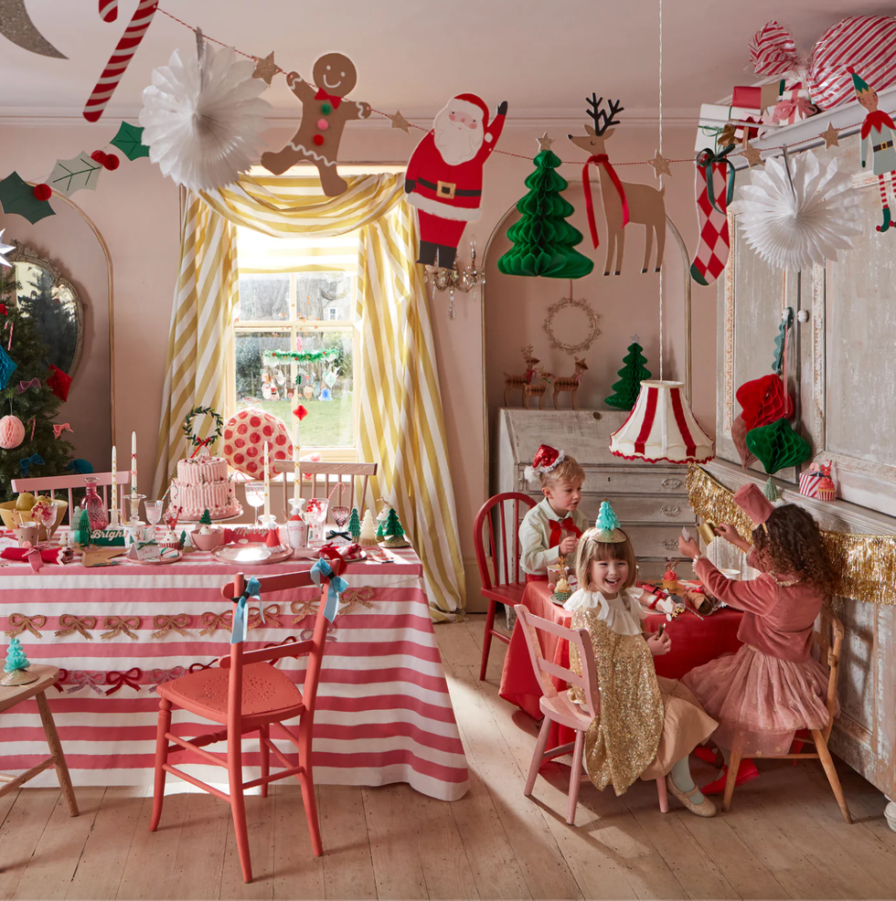 kids holiday table