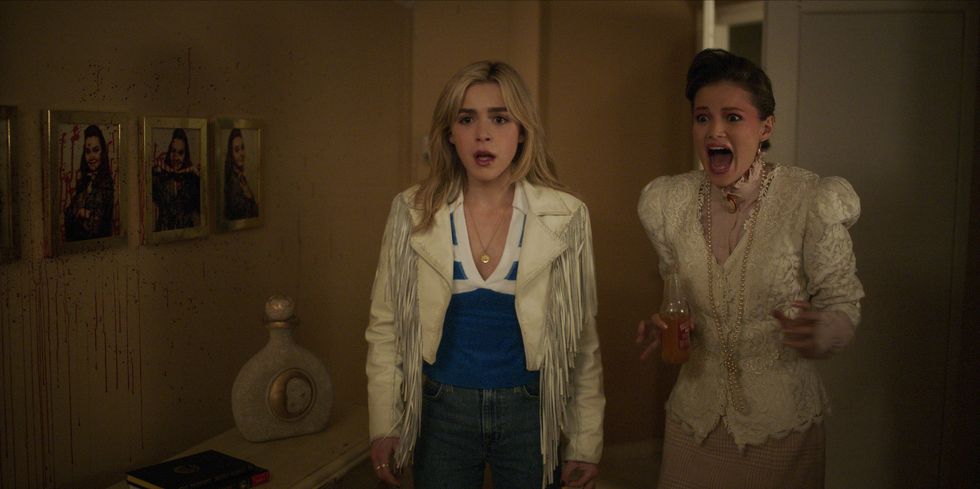 kiernan shipka and olivia holt