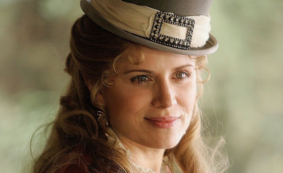 Kim Dickens in Deadwood