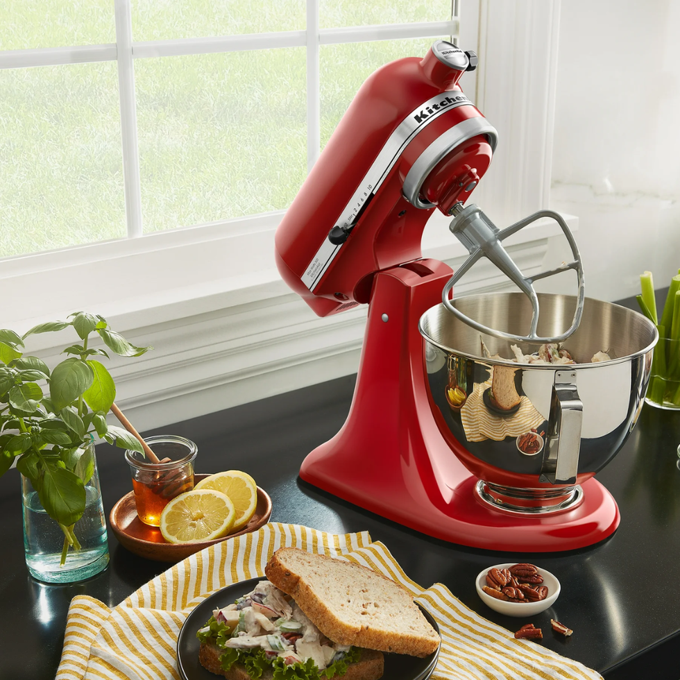 KitchenAid Deluxe Stand Mixer