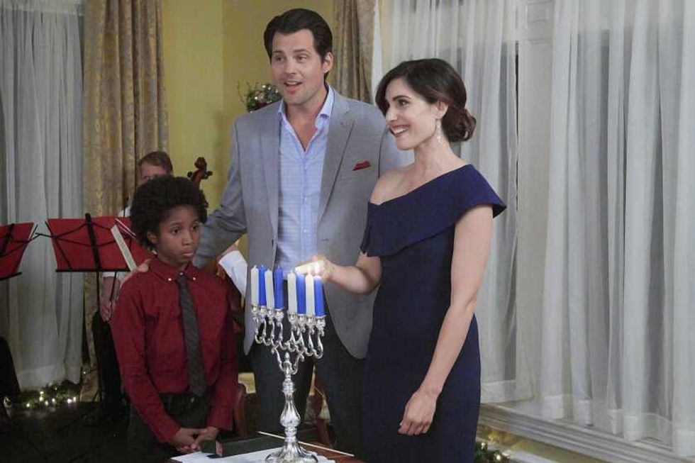 Kristoffer Polaha and Carly Pope in Double Holiday