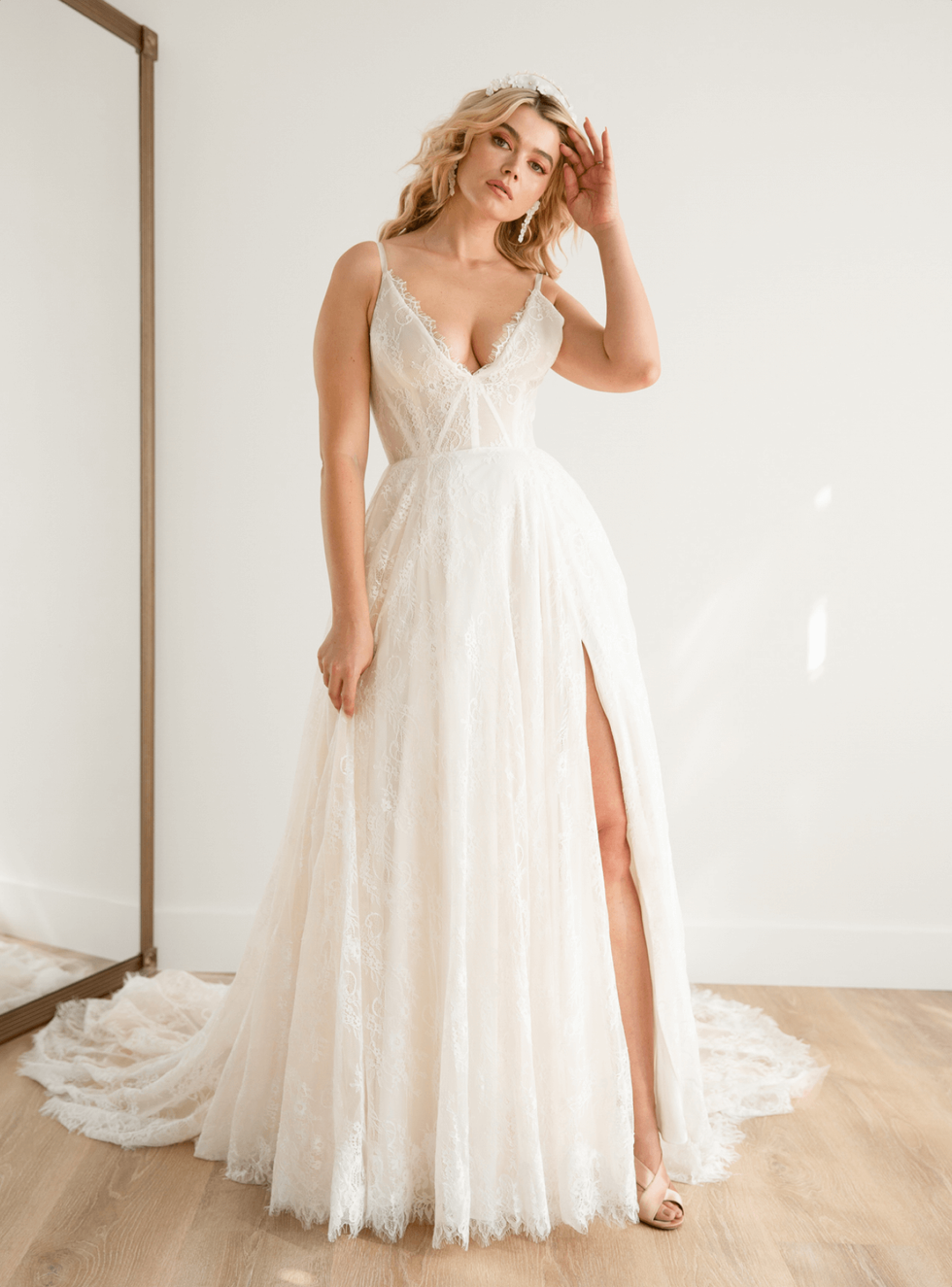 lace wedding dresses