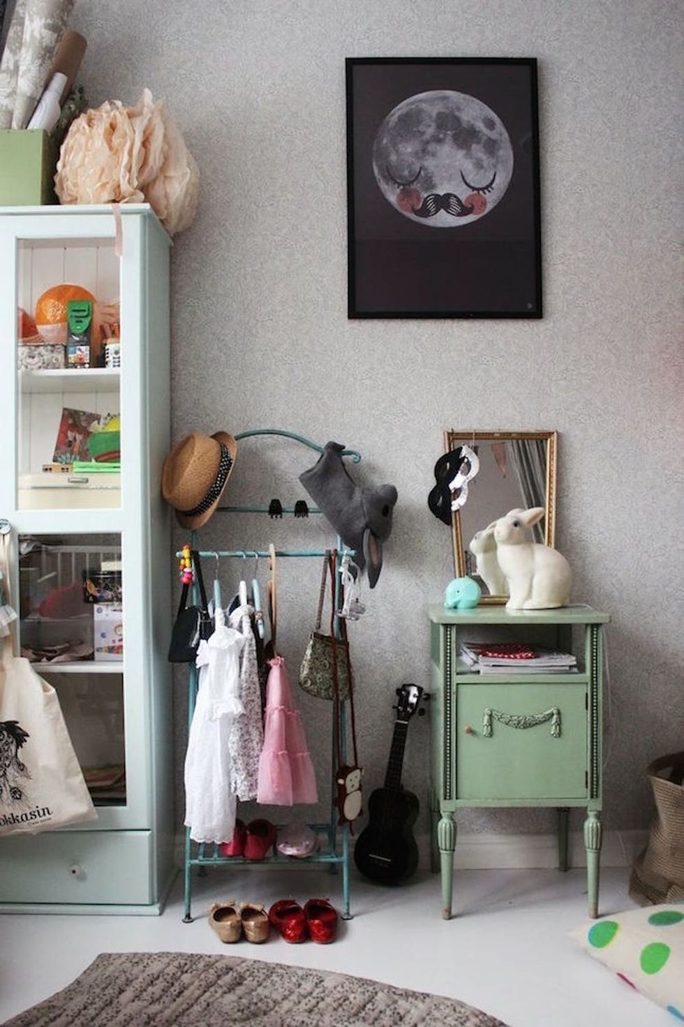 laundry rack storage