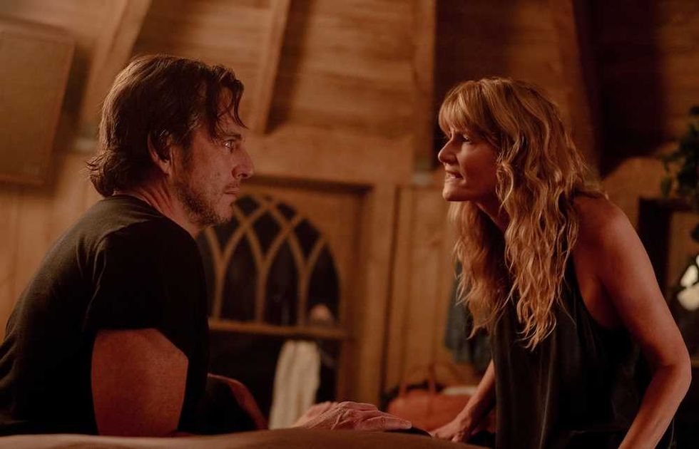 Laura Dern and Will Arnett in Is This Thing On?