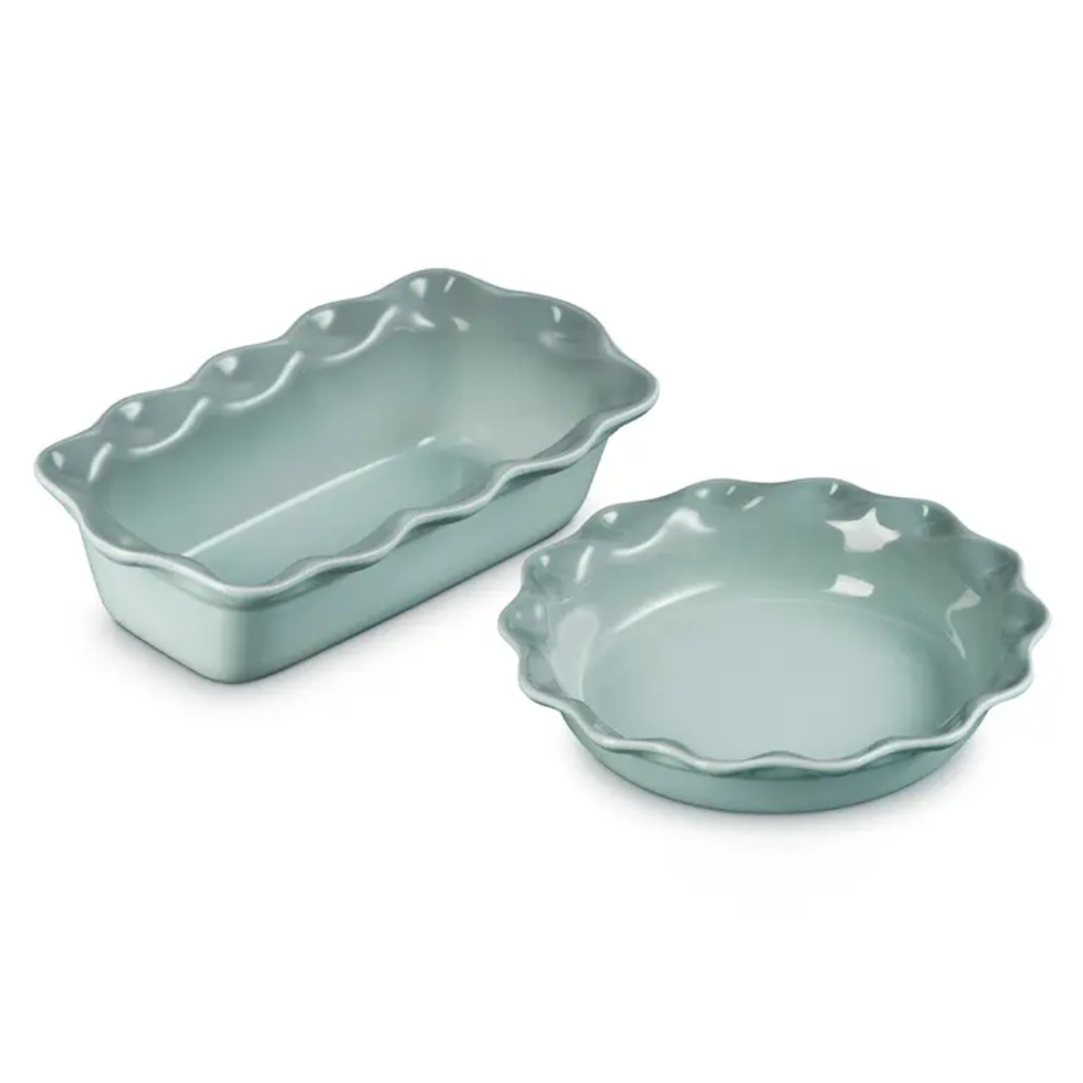 Le Creuset 2-Piece Heritage Stoneware Pie Dish & Loaf Pan Set