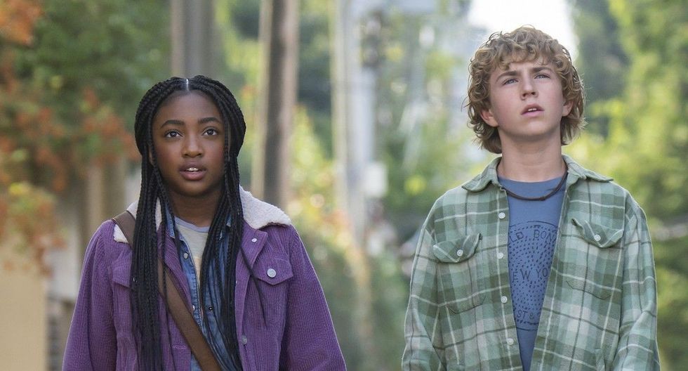 leah sava jeffries as annabeth chase and walker scobell as percy jackson