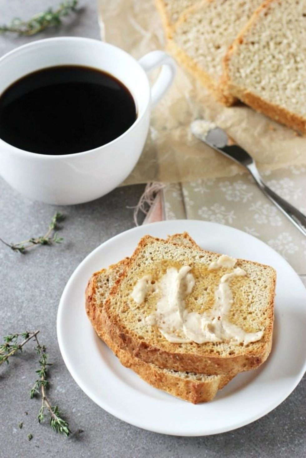 lemon-thyme-english-muffin-bread