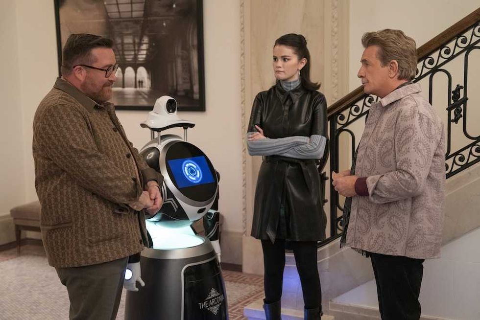 lestr robot only murders in the building