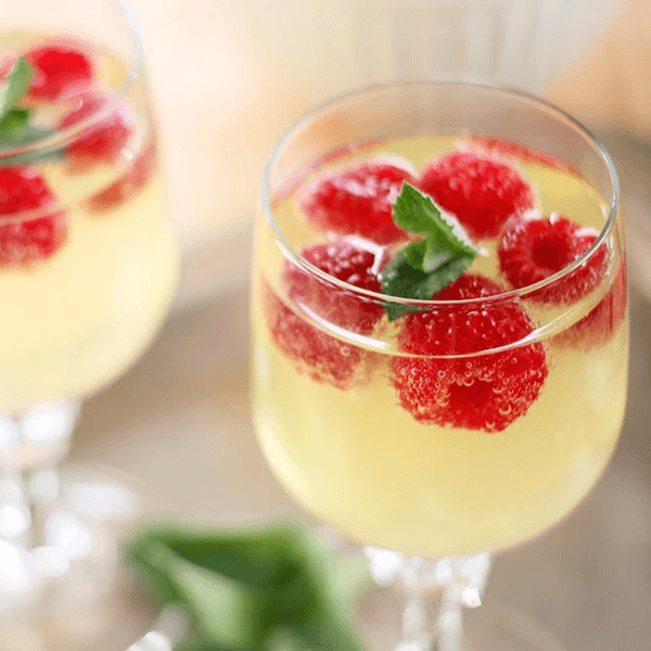 Limoncello and Prosecco Cooler brunch cocktails