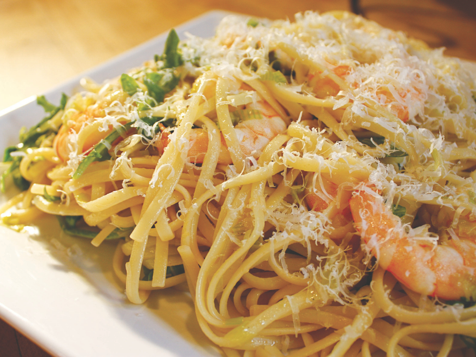 Linguini with Leeks, Shrimp, and Arugula