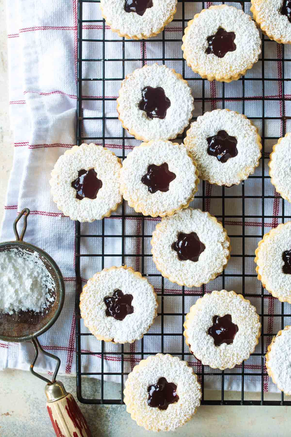 linzer cookies