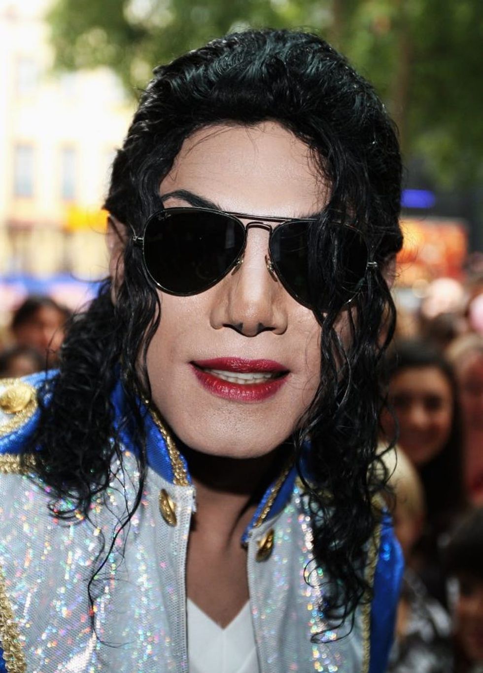 LONDON - AUGUST 28: Michael Jackson impersonator 'Navi' poses for a photograph as he promotes the launch of the new 'King of Pop' Album on August 28, 2008 in London, England. Hundreds of fans gathered to get a glimpse of the look-alike, many thinking he was the real thing. (Photo by Chris Jackson/Getty Images)
