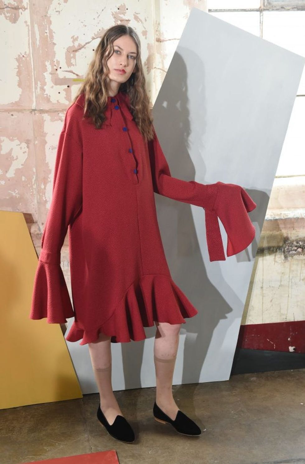 LONDON, ENGLAND - FEBRUARY 18: Models wear creations by Edeline Lee during her presentation at London Fashion Week February 2017 collections on February 18, 2017 in London, England. (Photo by Stuart C. Wilson/Getty Images)