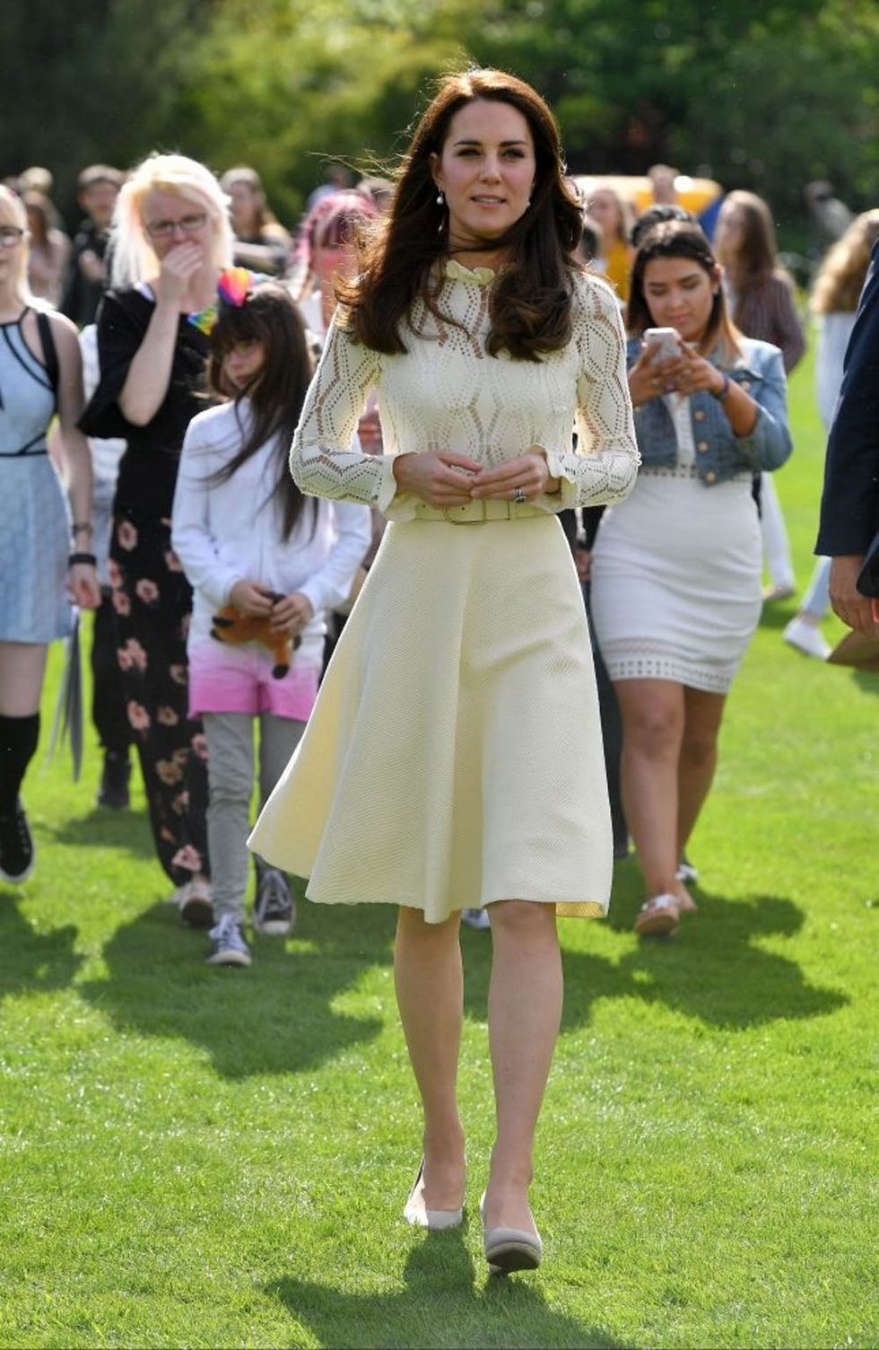 LONDON, UNITED KINGDOM - MAY 13: Catherine, Duchess of Cambridge is seen as they host a tea party in the grounds of Buckingham Palace to honour the children of those who have died serving in the armed forces on May 13, 2017 in London, England. (Photo by Andrew Parsons - WPA Pool/Getty Images)