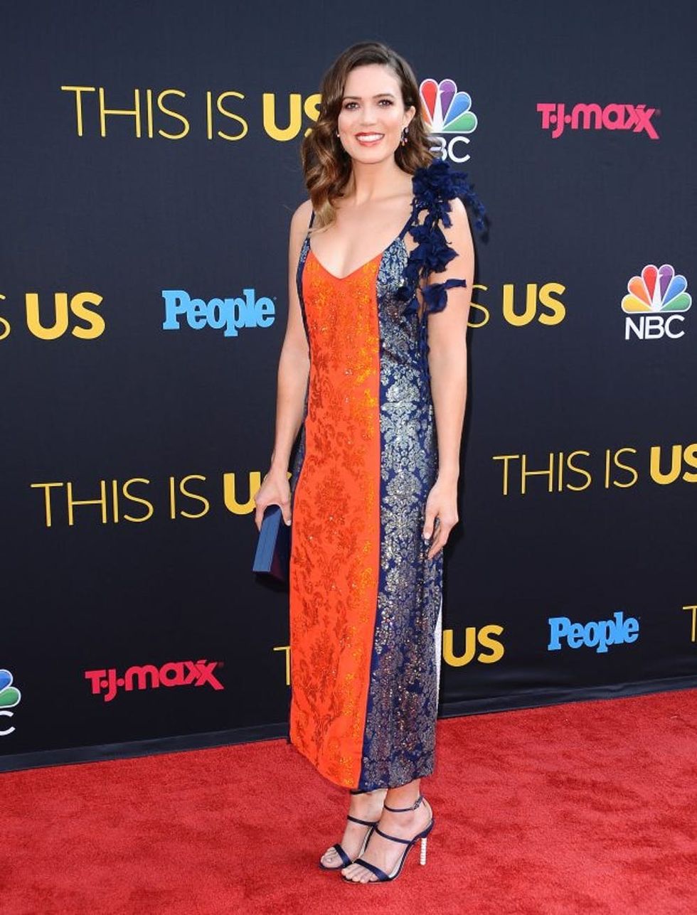LOS ANGELES, CA - SEPTEMBER 26: Actress Mandy Moore attends the season 2 premiere of "This Is Us" at NeueHouse Hollywood on September 26, 2017 in Los Angeles, California. (Photo by Jason LaVeris/FilmMagic)