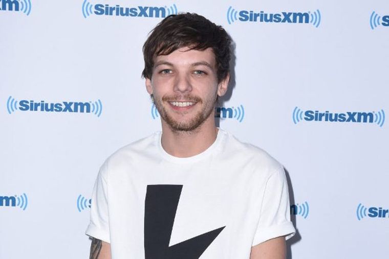 One Direction Bandmates Support Louis Tomlinson
