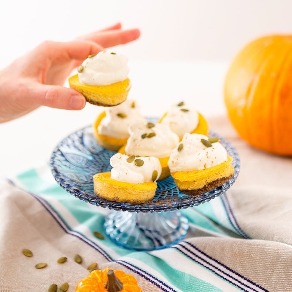 Low-Carb Mini Pumpkin Cheesecakes