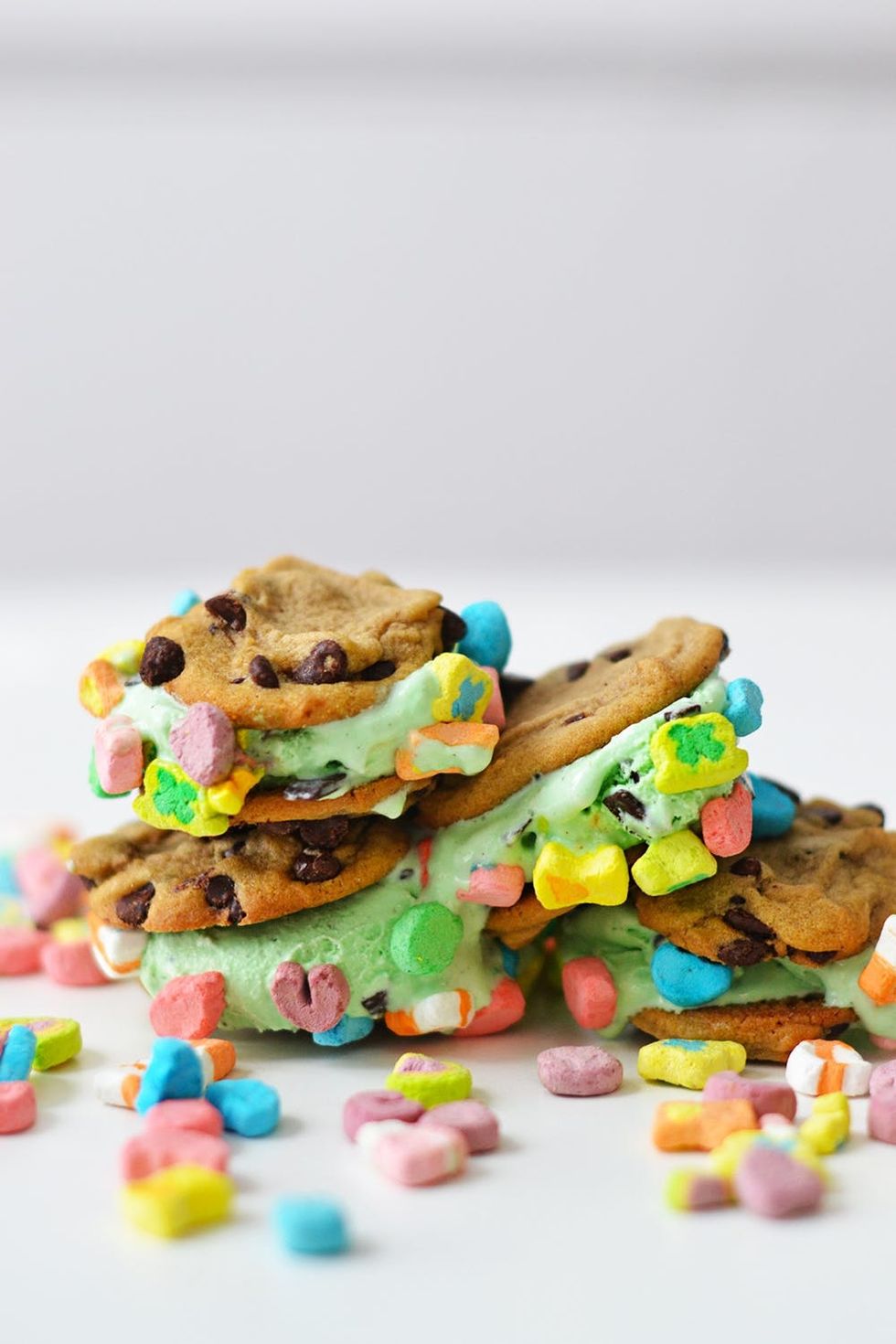 Lucky_Charms_Cookie_Sando_Final3