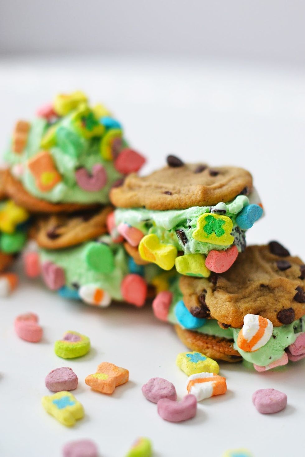 _lucky_charms_cookie_sando_final4