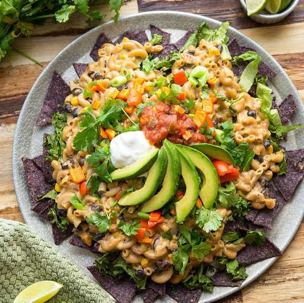 mac and cheese nachos