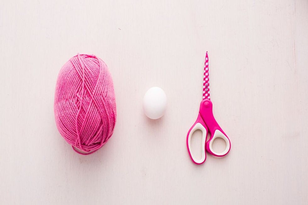 Macrame_Egg_Holder_001