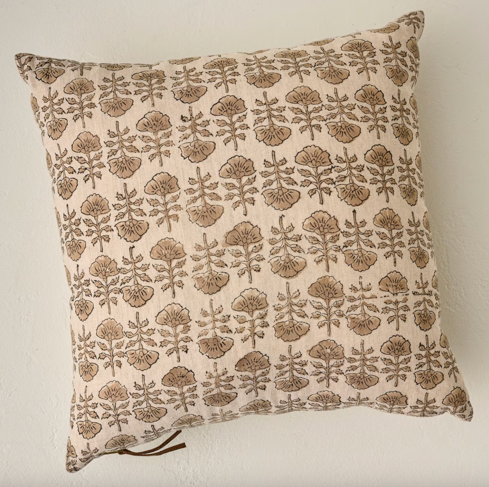 Magnolia Flora Pillow