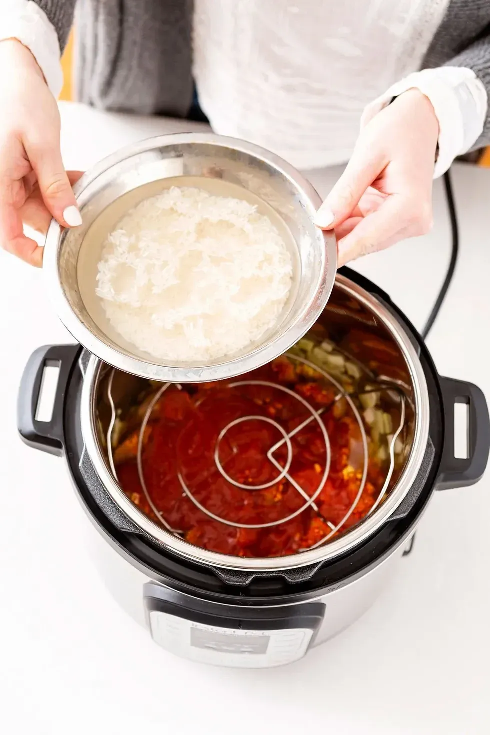 making instant butter pot chicken