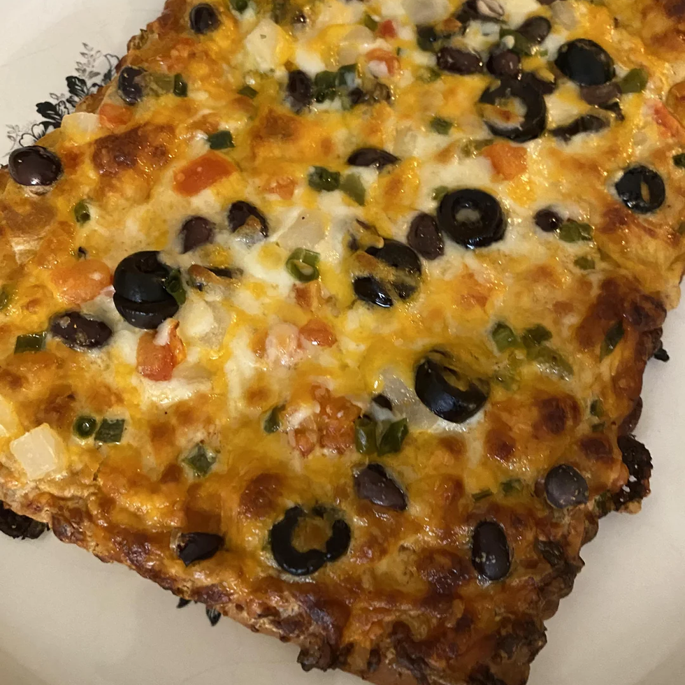 Mama Cozzi's Pizza Kitchen 7 Layer Dip Party Flatbread