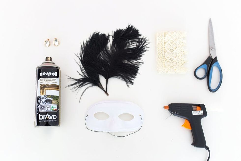 Mardi Gras DIY Mask_0000