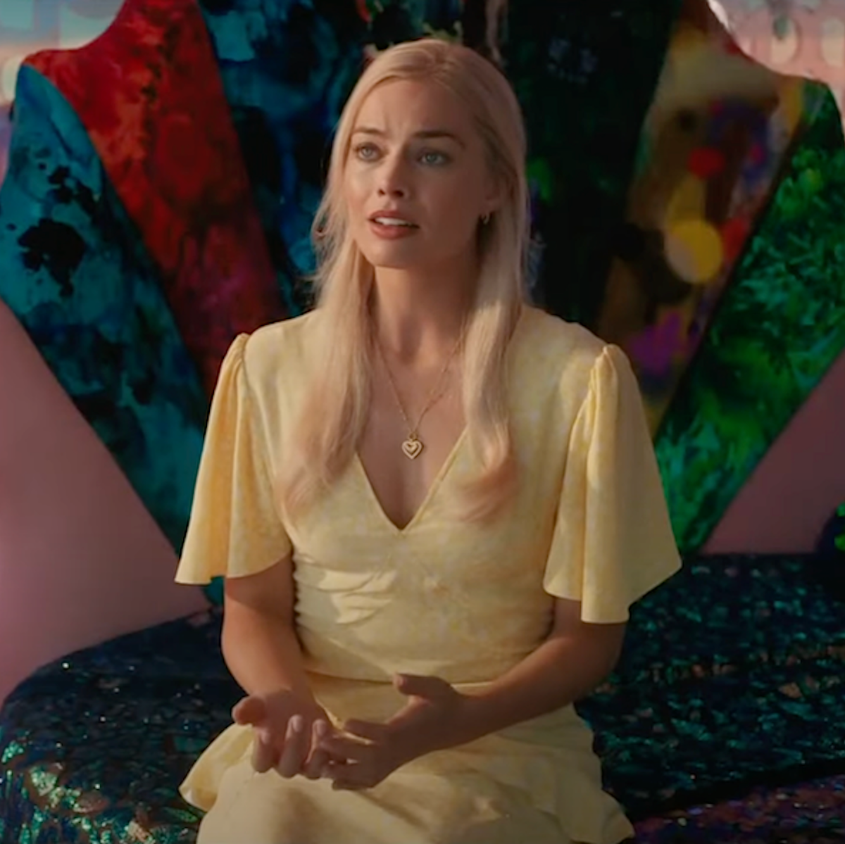 margot robbie in a yellow dress barbie ending