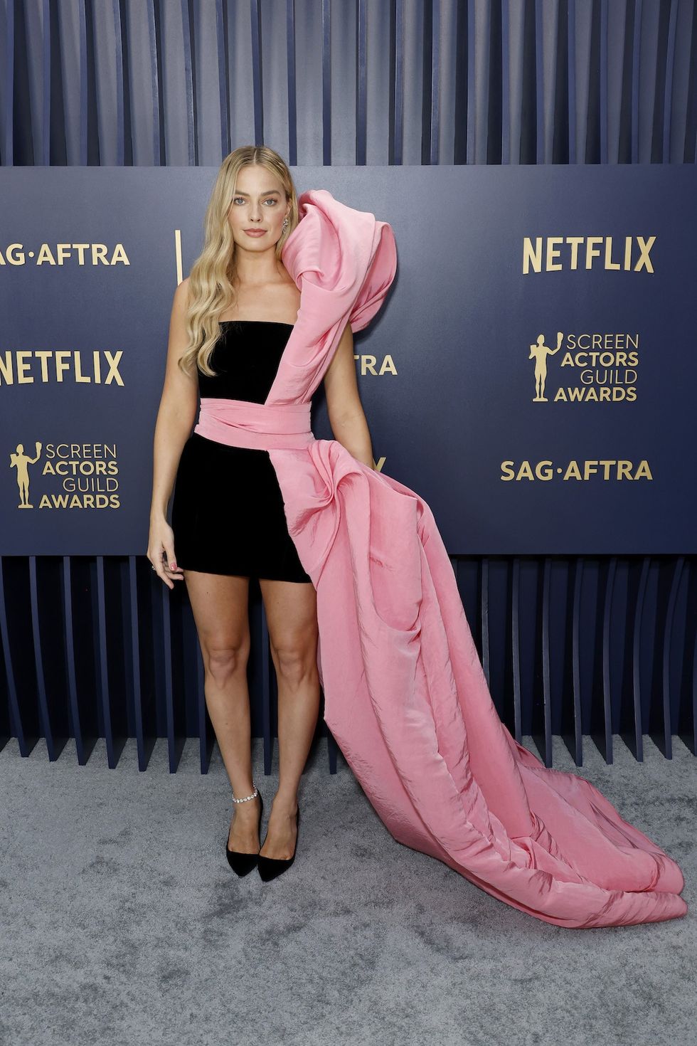 margot robbie sag awards 2024