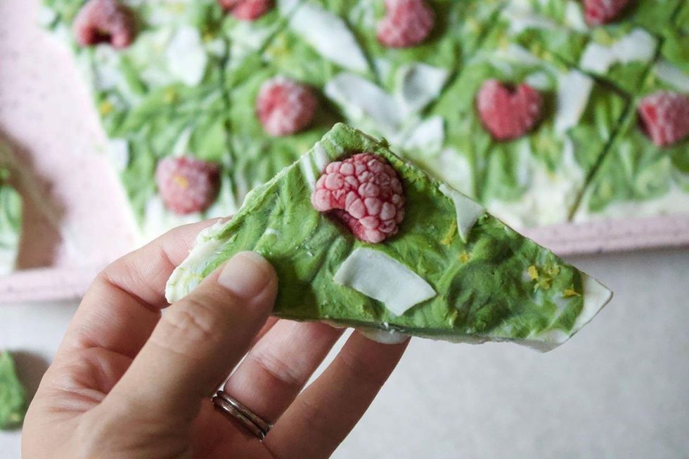 Matcha Frozen Yogurt Bark
