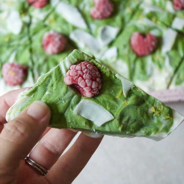 Matcha Yogurt Bark