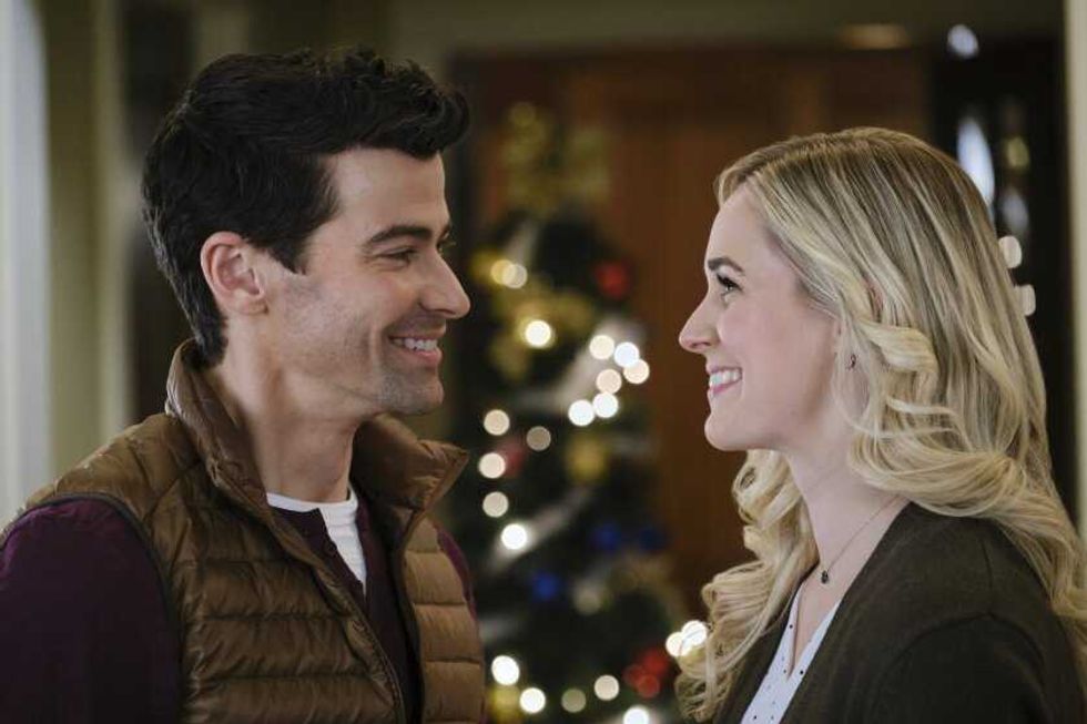 Matt Cohen and Brittany Bristow in Holiday Date