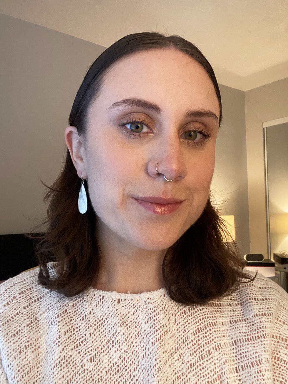 Meredith Holser, Affiliate Writer