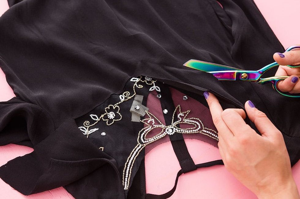 Met_Gala_Cutout_Dress_015