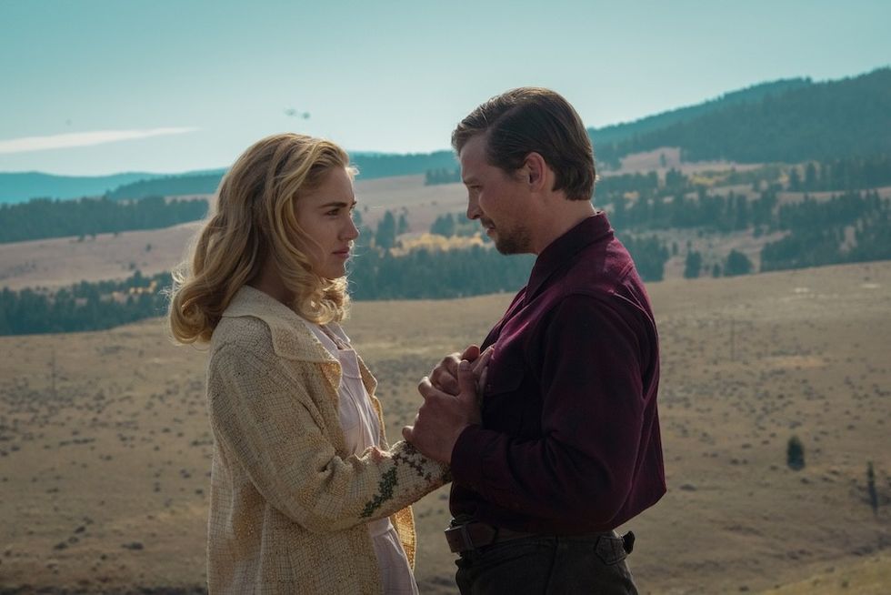 Michelle Randolph as Elizabeth Dutton