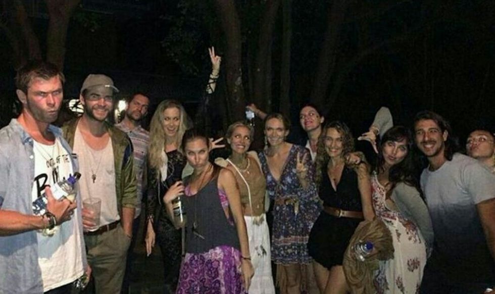 miley cyrus engagment ring