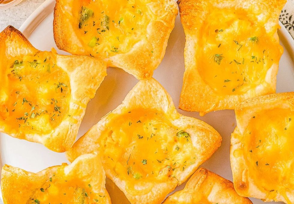 Mini Chicken Pot Pies with Crescent Roll Crust