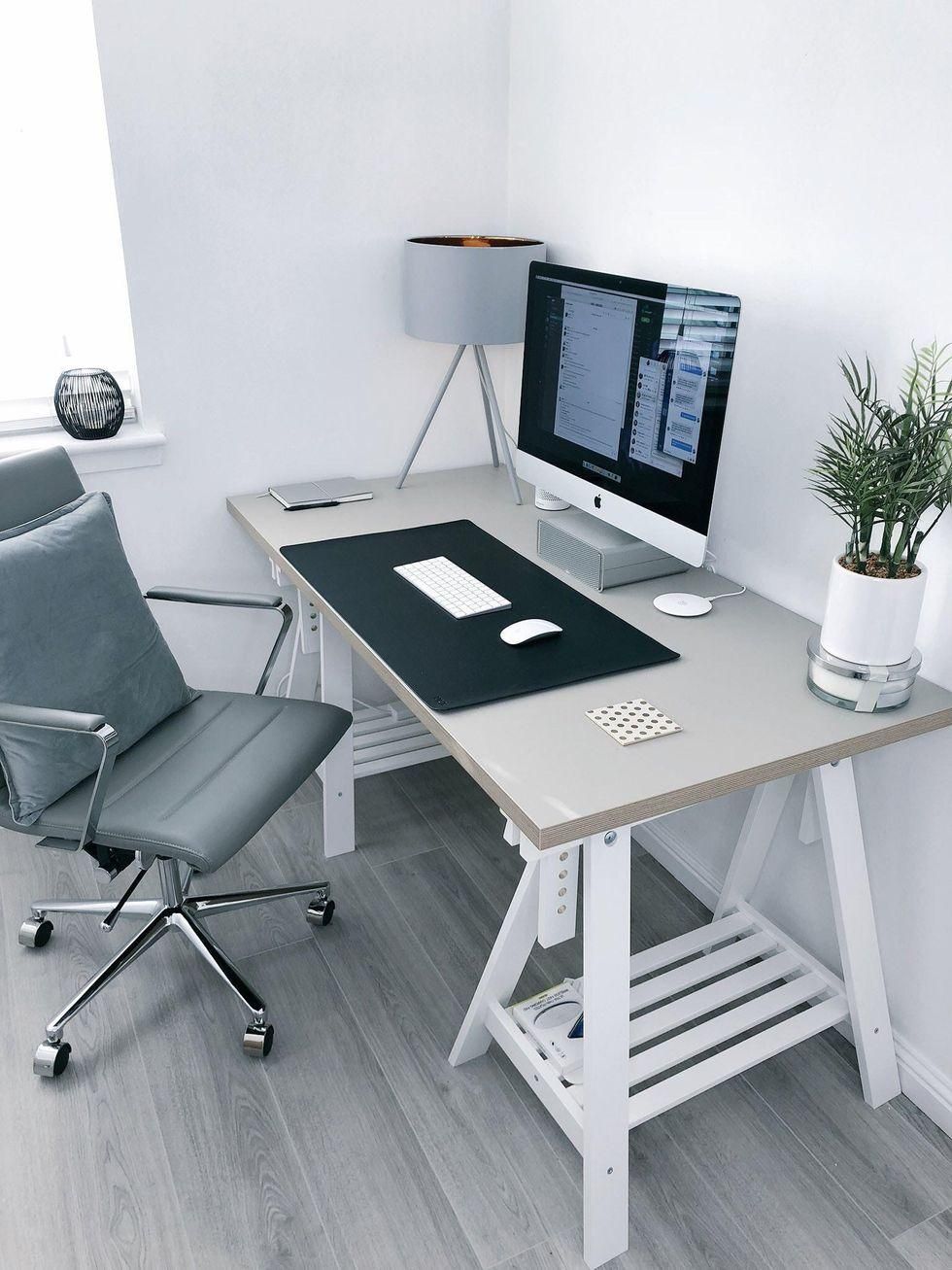 minimalist desk space