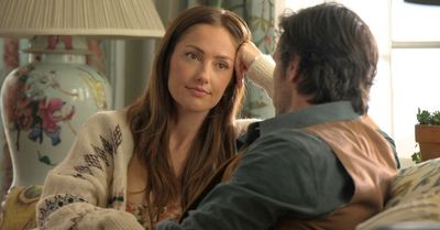 Why do people think Minka Kelly plays piano?