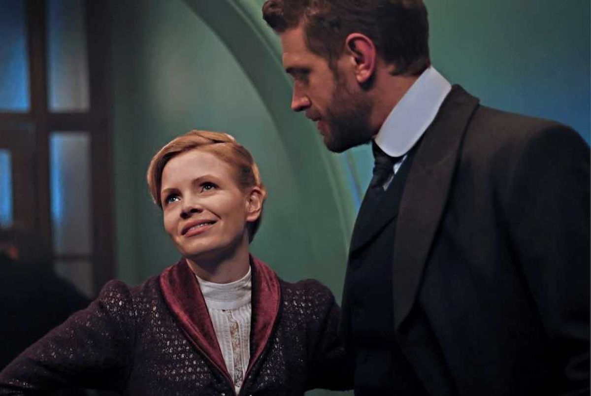 Miss Scarlet Season 6