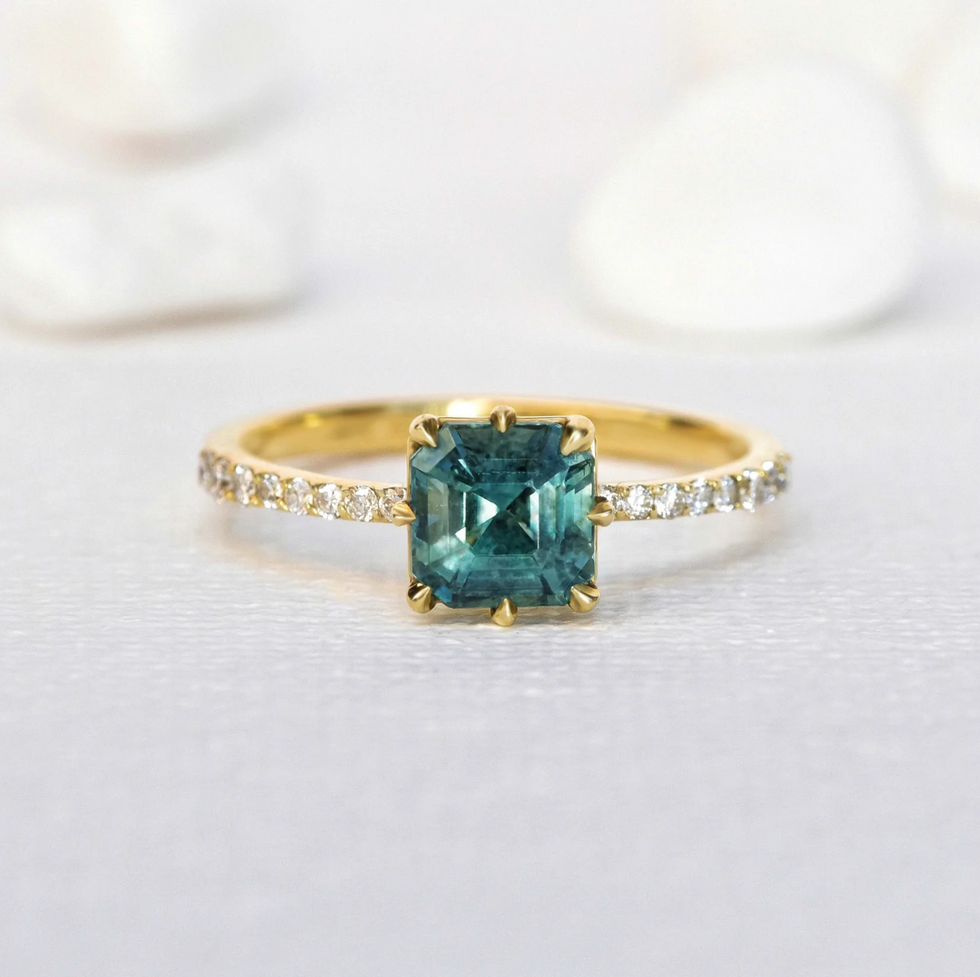 Mogga Emerald Blue & Green Teal Sapphire Solitaire Ring