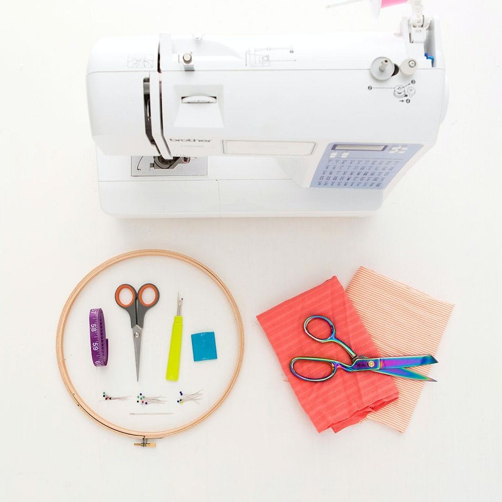 MothersDay_Embroidery_Holder_01