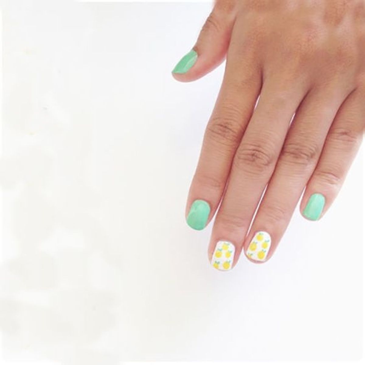 Nail art for summer
