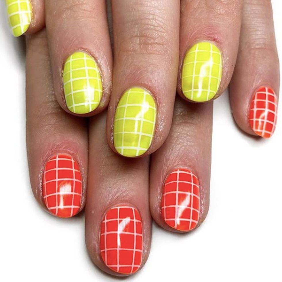 neon nail art